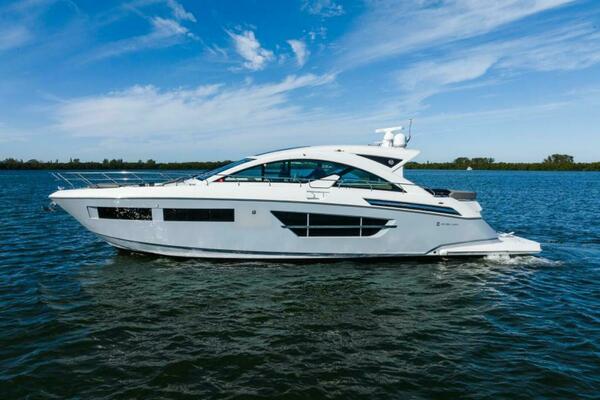 After Five 60ft Cruisers Yachts Yacht For Sale