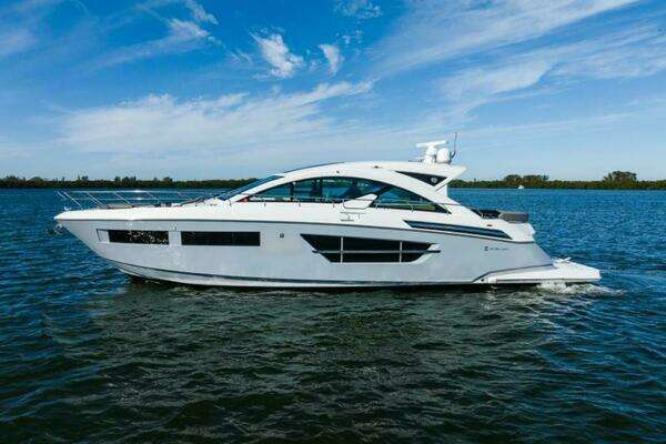Cruisers Yachts 60 Cantius Yacht For Sale