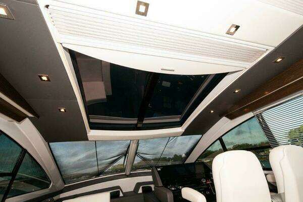 Cruisers Yachts 60 Cantius Yacht For Sale