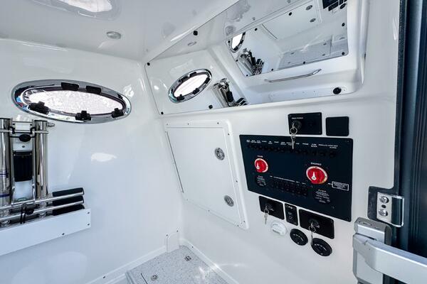 30ft Tidewater Yacht For Sale