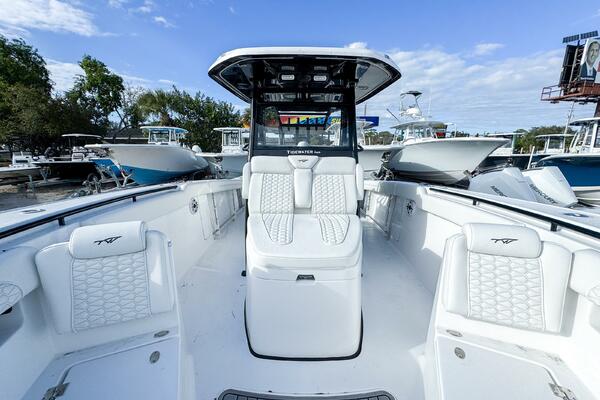 30ft Tidewater Yacht For Sale