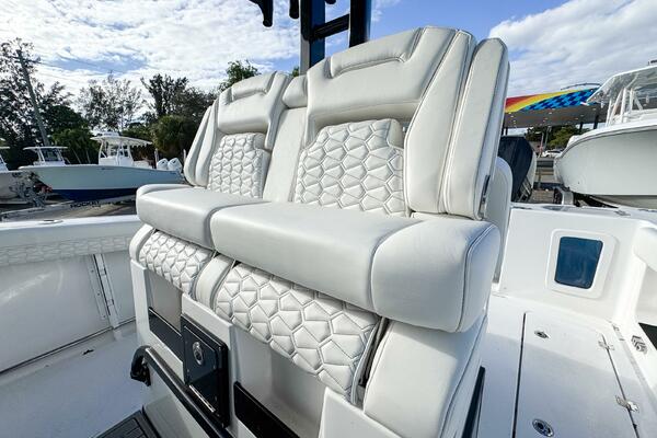 30ft Tidewater Yacht For Sale