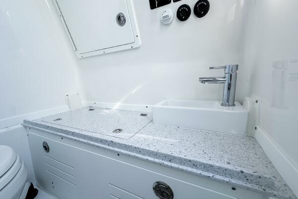 30ft Tidewater Yacht For Sale