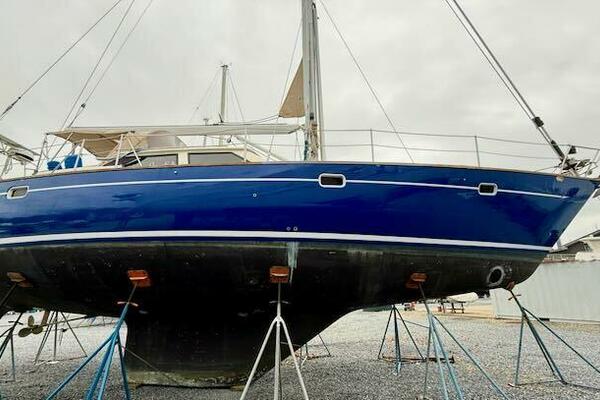 MAVI 49ft Oyster Yacht For Sale