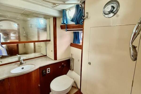 MAVI 49ft Oyster Yacht For Sale