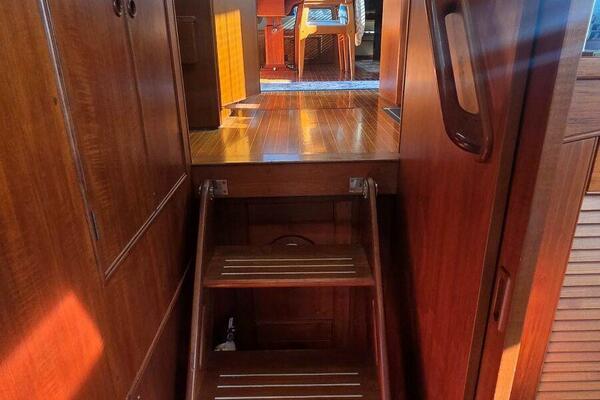 Cinsubar II 49ft Grand Banks Yacht For Sale