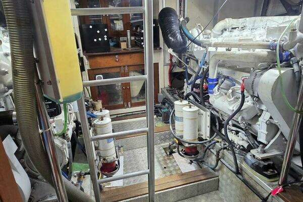 Grand Banks 49 Classic Yacht For Sale