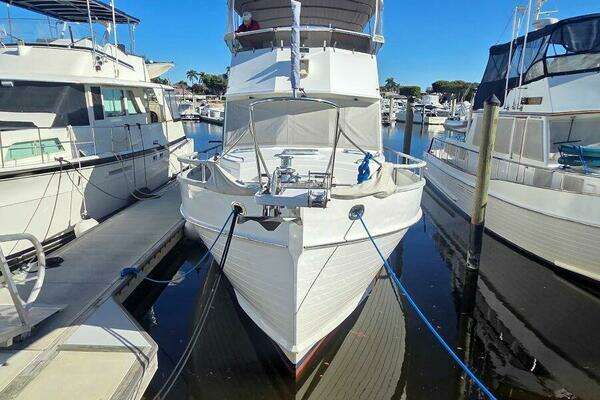 Grand Banks 49 Classic Yacht For Sale