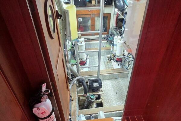 Cinsubar II 49ft Grand Banks Yacht For Sale