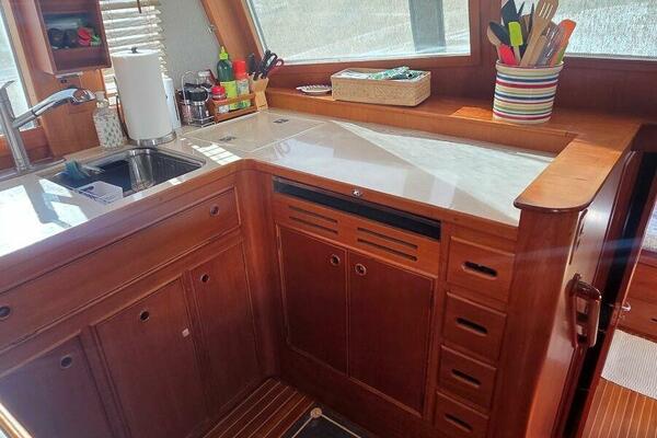 Cinsubar II 49ft Grand Banks Yacht For Sale