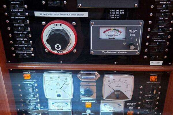 Grand Banks 49 Classic Yacht For Sale