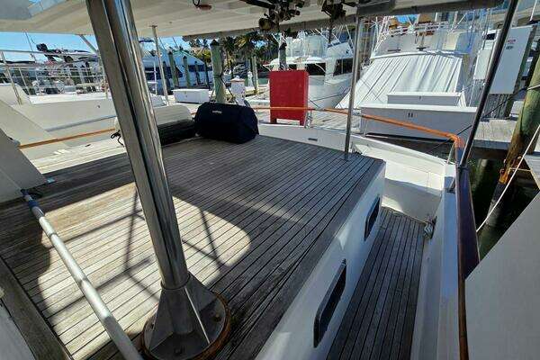 DeFever 48 Tri Cabin Yacht For Sale