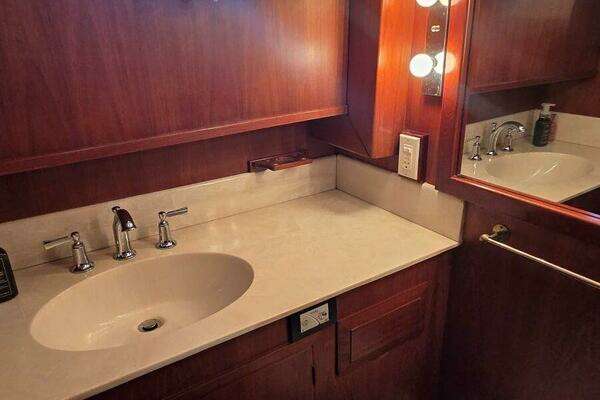 DeFever 48 Tri Cabin Yacht For Sale