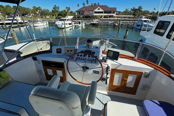 DeFever 48 Tri Cabin Yacht For Sale