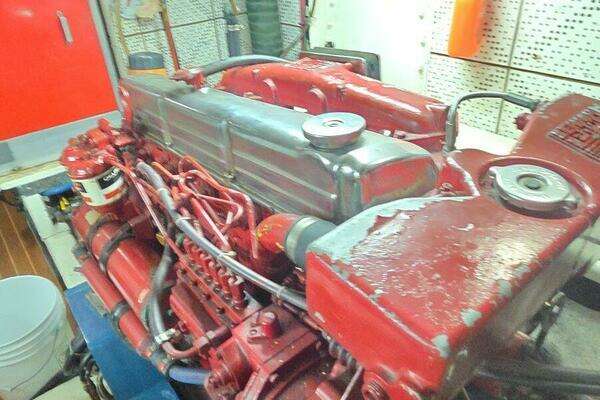 DeFever 48 Tri Cabin Yacht For Sale