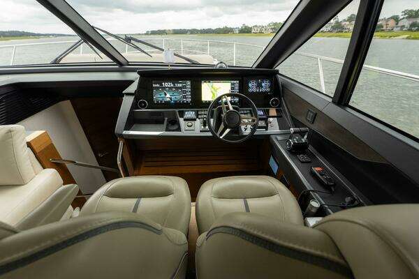 Princess S62 Yacht For Sale