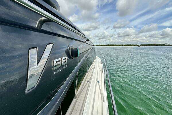 Princess V58 Yacht For Sale