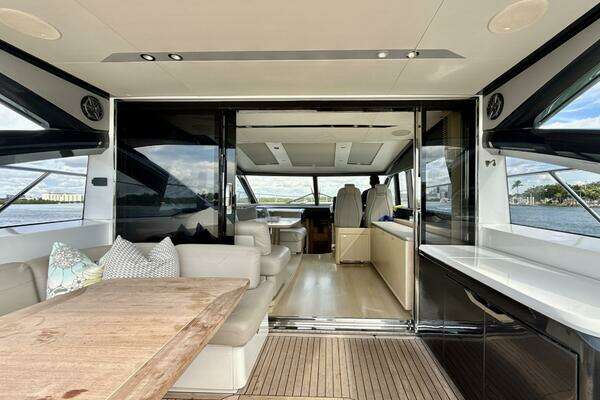 Princess V58 Yacht For Sale