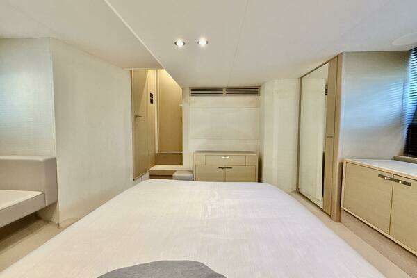 Princess V58 Yacht For Sale