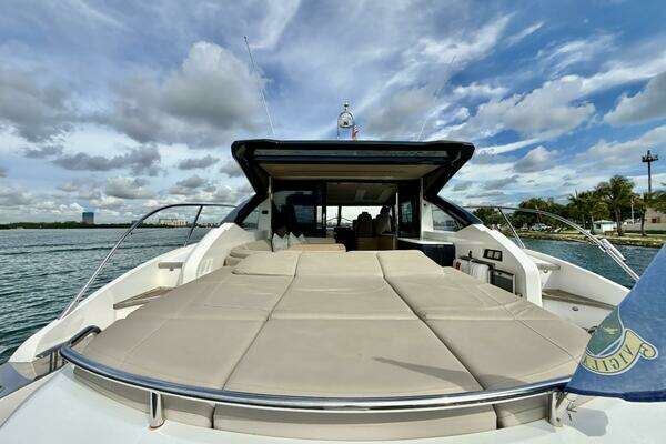 Princess V58 Yacht For Sale