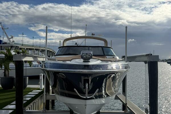 Formula 33 -  Exterior Profile