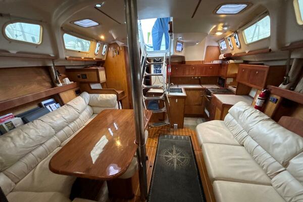 45ft Hunter Yacht For Sale