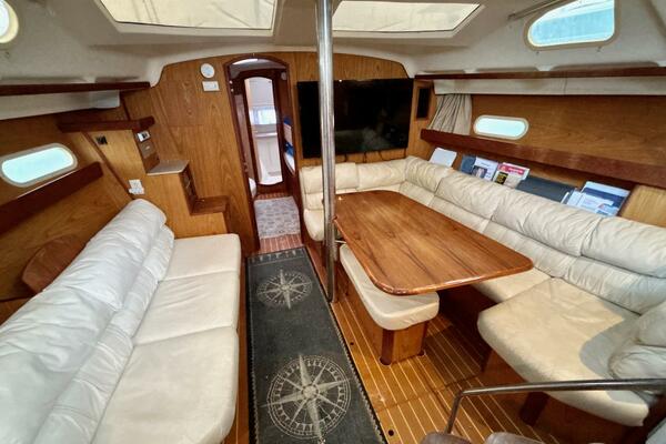 45ft Hunter Yacht For Sale