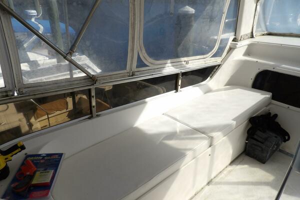 41ft Aquarius Yacht For Sale