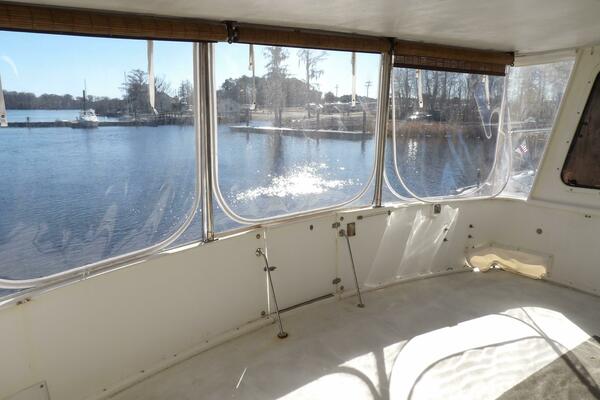 41ft Aquarius Yacht For Sale