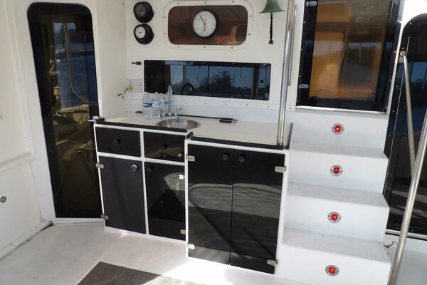 41ft Aquarius Yacht For Sale