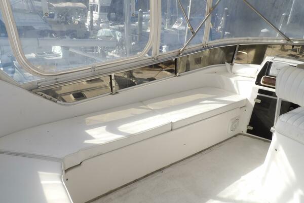 41ft Aquarius Yacht For Sale