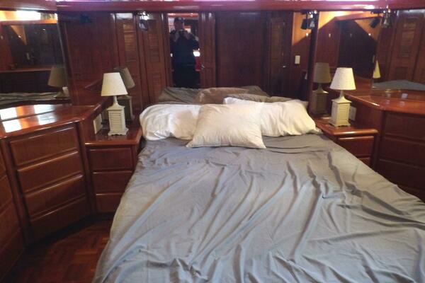 41ft Aquarius Yacht For Sale