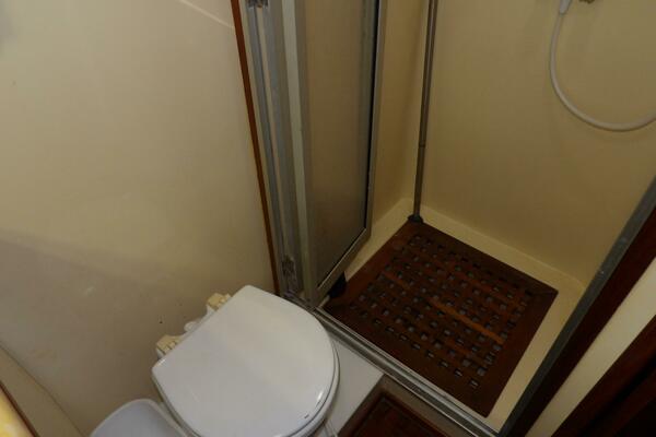 41ft Aquarius Yacht For Sale