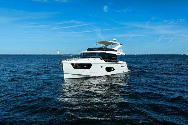 Absolute 48 Navetta Yacht For Sale