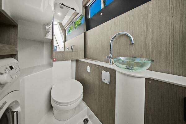 Absolute 48 Navetta Yacht For Sale