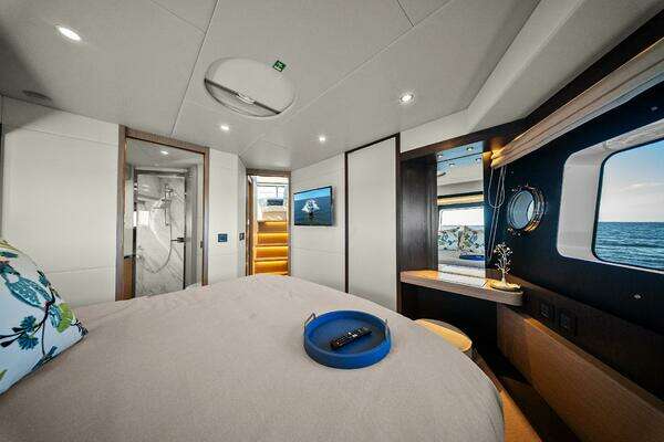Absolute 48 Navetta Yacht For Sale