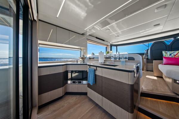 2025 Absolute 48 Navetta - Galley