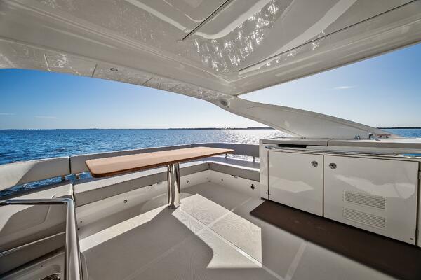 2025 Absolute 48 Navetta - Flybridge 