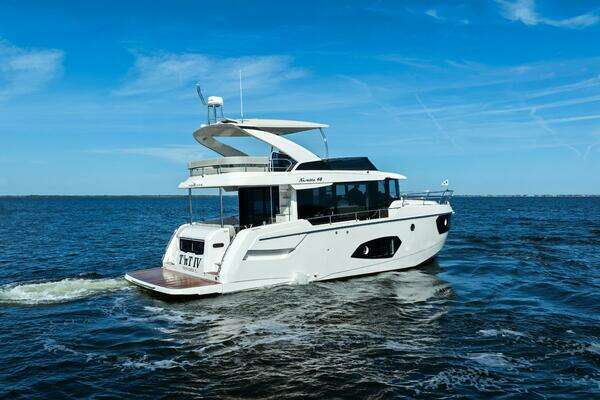 Absolute 48 Navetta Yacht For Sale