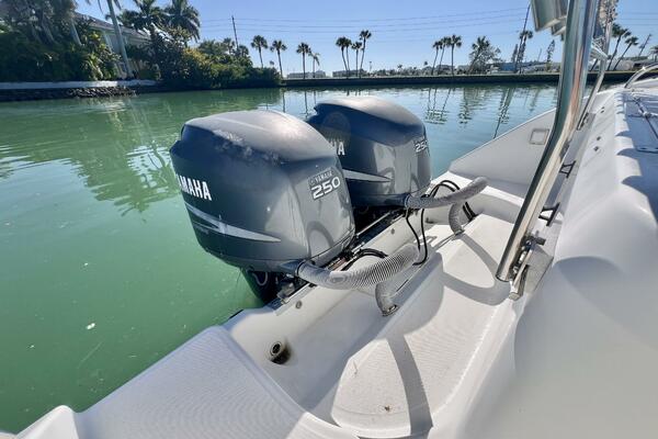 32ft Century Yacht For Sale