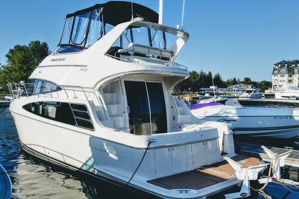 Summer Passport 36ft Carver Yacht For Sale