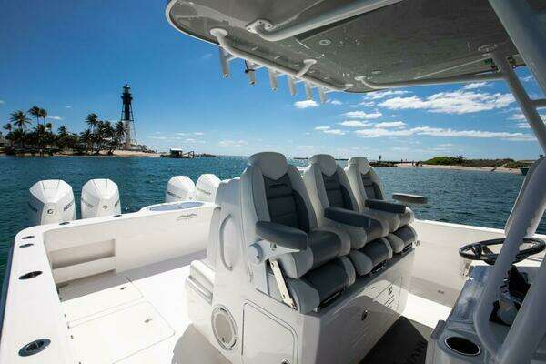 Invincible 35 Catamaran Yacht For Sale