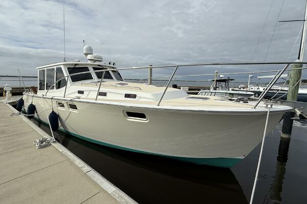 Loki 40ft MJM Yacht For Sale