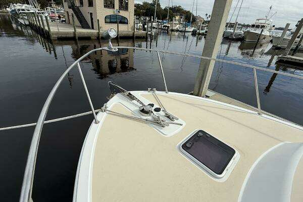 MJM 40z Yacht For Sale