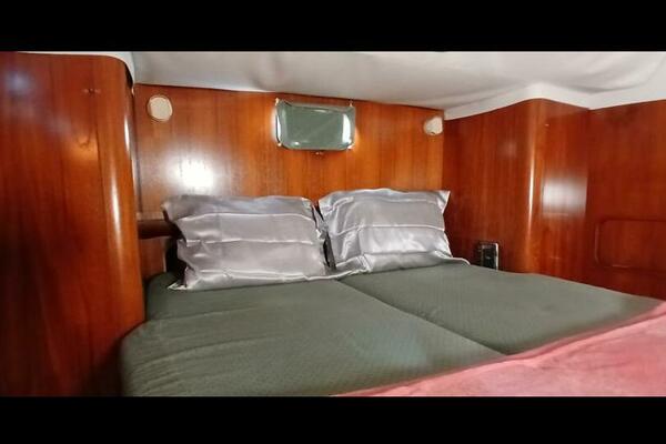 Waterfall II 44ft Beneteau Yacht For Sale