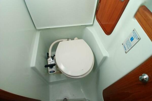 Waterfall II 44ft Beneteau Yacht For Sale