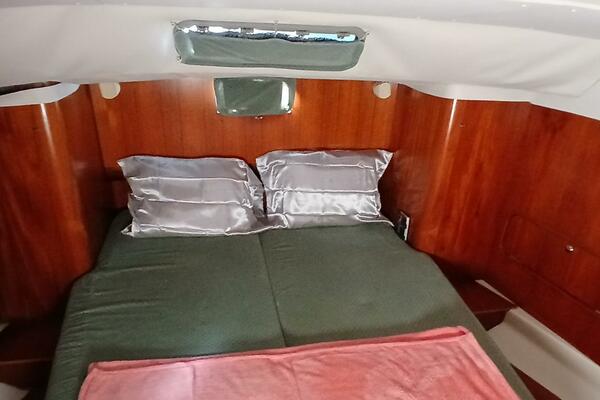 Waterfall II 44ft Beneteau Yacht For Sale