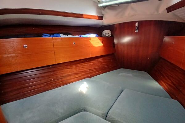 Waterfall II 44ft Beneteau Yacht For Sale