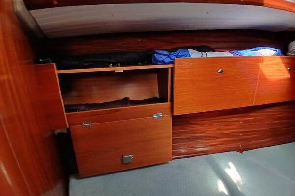 Waterfall II 44ft Beneteau Yacht For Sale