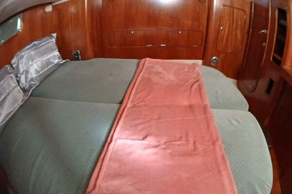 Waterfall II 44ft Beneteau Yacht For Sale
